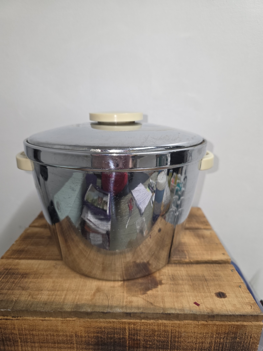 Thermos Stainless Steel Ice Bucket with Cream Accents